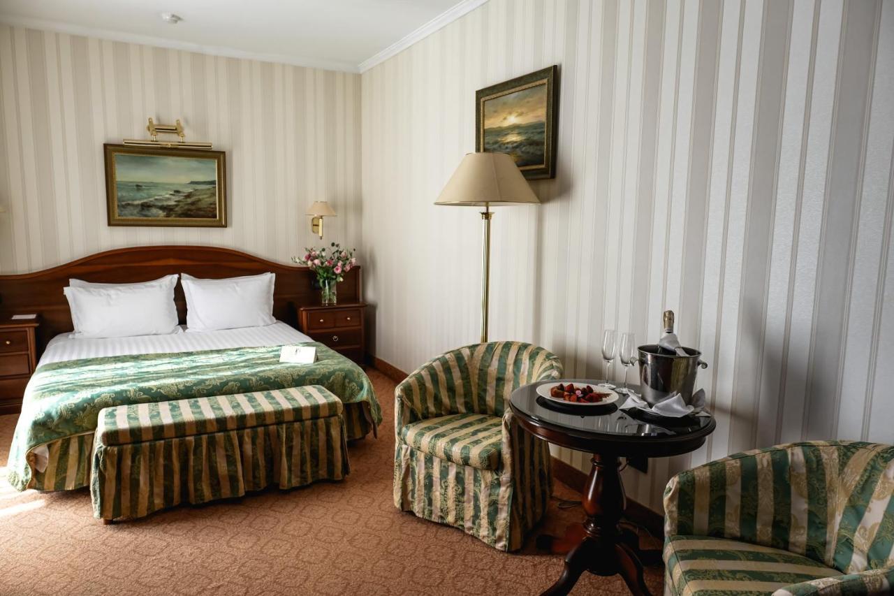 Hotel Otrada Odessa Dış mekan fotoğraf