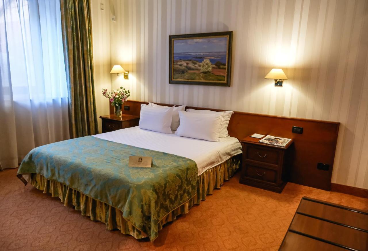 Hotel Otrada Odessa Dış mekan fotoğraf