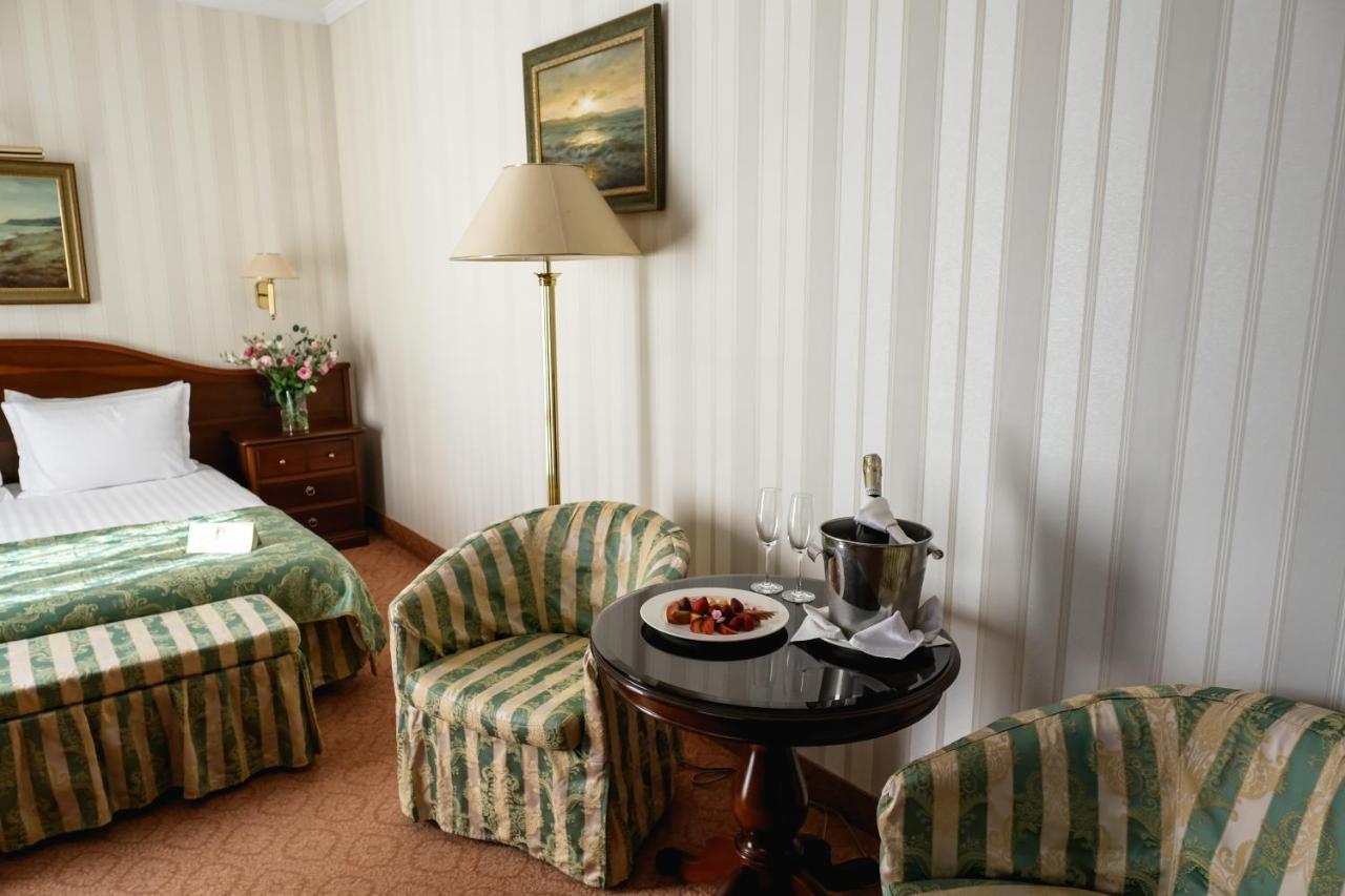 Hotel Otrada Odessa Dış mekan fotoğraf