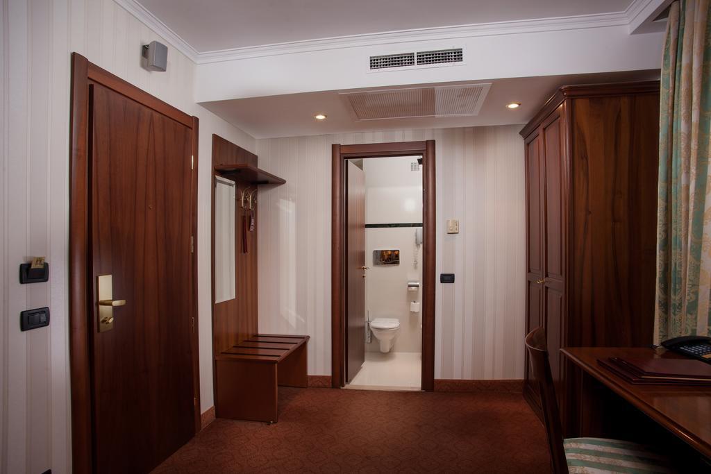 Hotel Otrada Odessa Dış mekan fotoğraf
