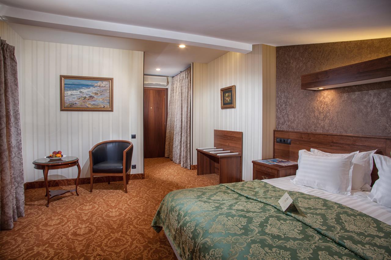 Hotel Otrada Odessa Dış mekan fotoğraf