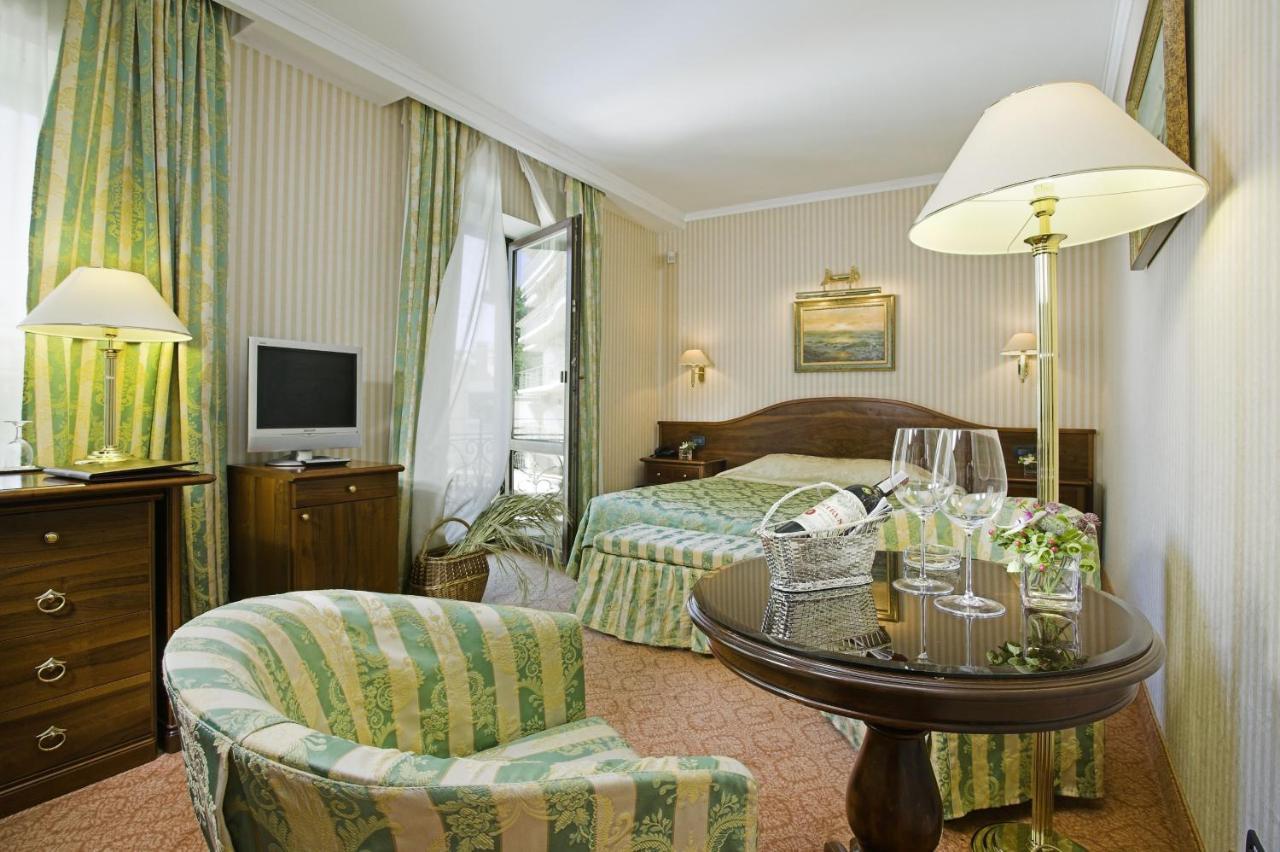 Hotel Otrada Odessa Dış mekan fotoğraf